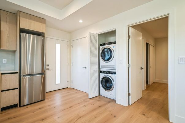 Interior, Kitchen, Recessed Lighting, Stainless Steel Appliances, Utility Closets, Washer, Wood Texture Flooring