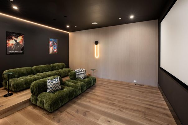 Interior, Projection Screen, Recessed Lighting, Wood Texture Flooring