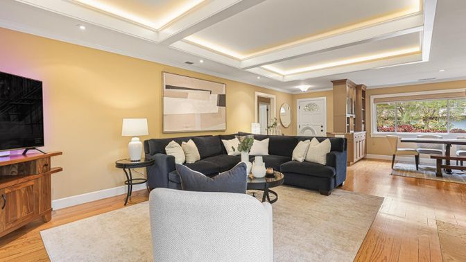 Dining room, Interior, Living room, Recessed Lighting, Wood Texture Flooring