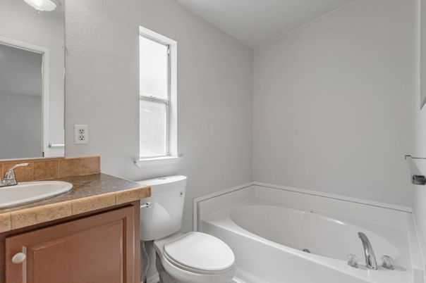 Bathroom, Interior, Tile Countertops