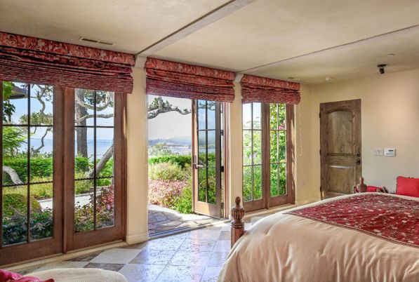 Bedroom, Interior, Water