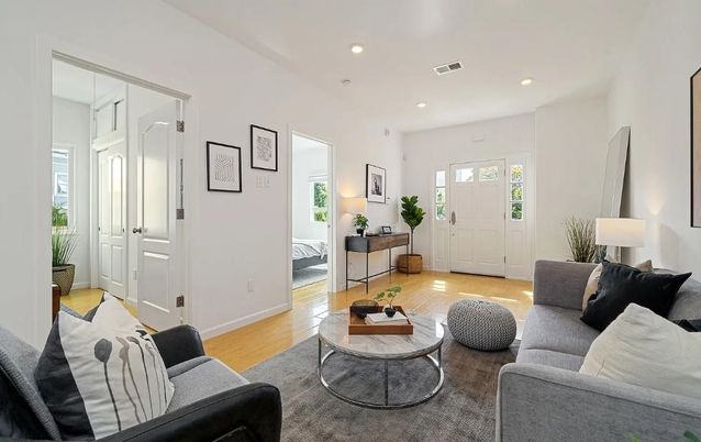Interior, Living room, Recessed Lighting, Wood Texture Flooring
