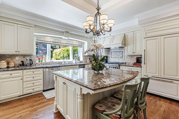 Chandelier, Interior, Kitchen, Stainless Steel Appliances, Wood Texture Flooring