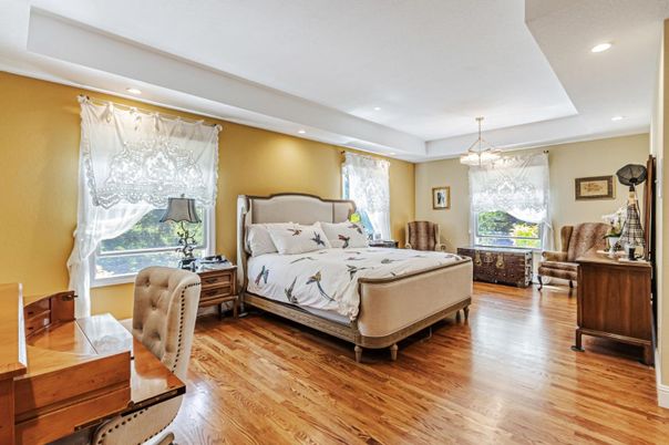 Bedroom, Interior, Pendant Lights, Recessed Lighting, Wood Texture Flooring
