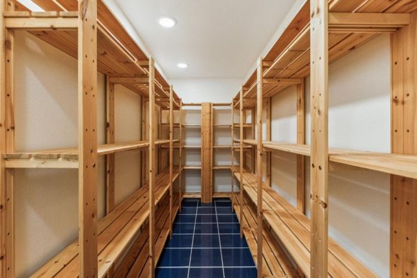 Interior, Recessed Lighting, Walk-in Closets