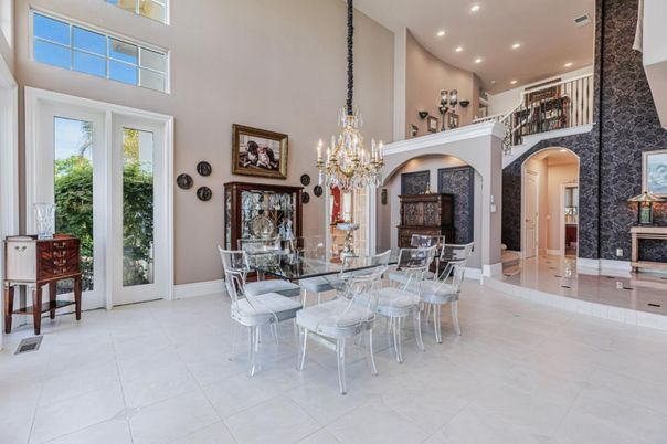 Chandelier, Dining room, Interior, Recessed Lighting