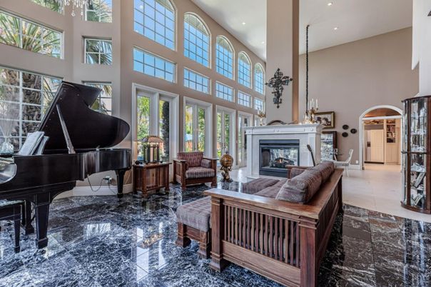 Fireplace, Interior, Living room, Piano, Recessed Lighting