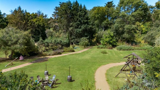 Backyard, Exterior, Playground