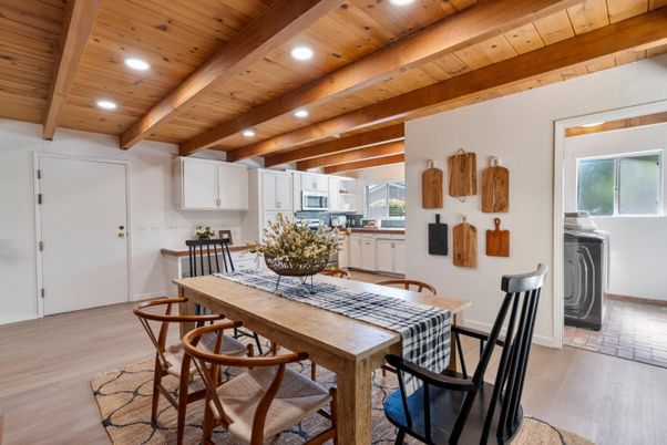 Dining room, Interior, Kitchen, Recessed Lighting, Wooden Beams, Wooden Ceilings, Wood Texture Flooring