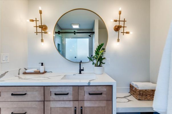 Bathroom, Dual Sink Vanities, Interior