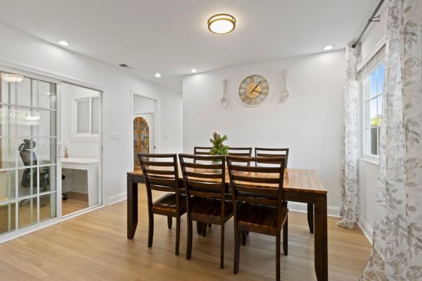 Dining room, Interior, Recessed Lighting, Wood Texture Flooring
