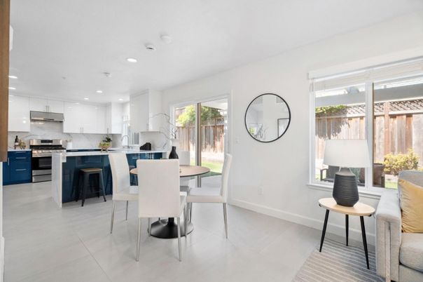 Dining room, Interior, Kitchen, Recessed Lighting, Stainless Steel Appliances