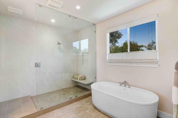 Bathroom, Free Standing Baths, Glass Shower, Interior, Recessed Lighting