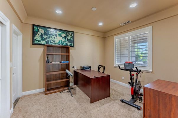 Fitness Equipment, Home Office, Interior, Recessed Lighting