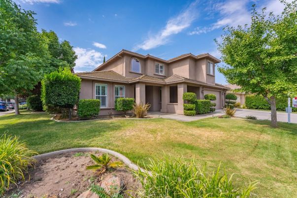 Attached, Backyard, Exterior, Facade, Mediterranean