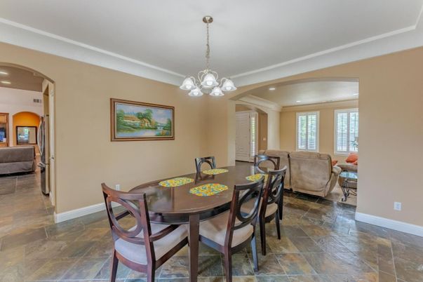 Dining room, Interior, Living room, Pendant Lights, Recessed Lighting