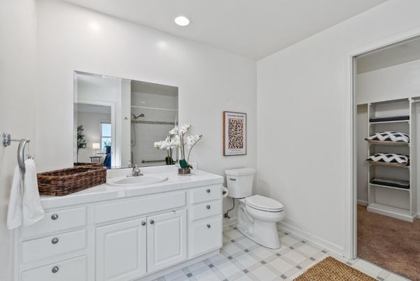 Bathroom, Interior, Recessed Lighting, Tile Countertops