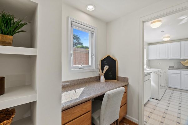 Interior, Recessed Lighting, Washer