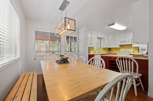 Dining room, Interior, Kitchen, Pendant Lights, Wood Texture Flooring