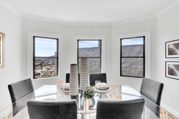Dining room, Interior