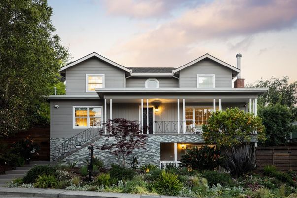 Exterior, Facade, American Craftsman