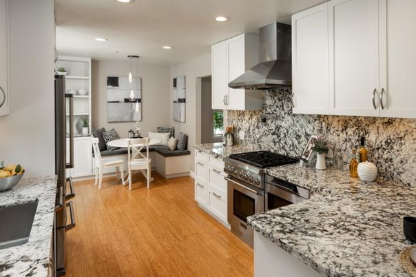 Dining room, Interior, Kitchen, Pendant Lights, Recessed Lighting, Stainless Steel Appliances, Wood Texture Flooring