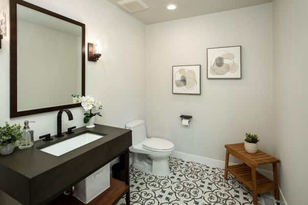 Bathroom, Interior, Recessed Lighting