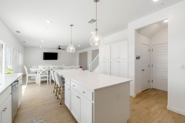 Dining room, Interior, Kitchen, Pendant Lights, Recessed Lighting, Wood Texture Flooring