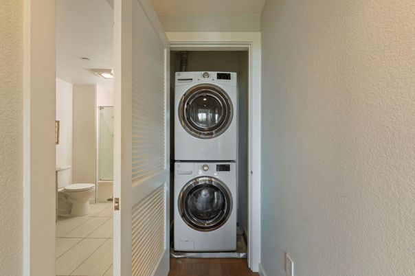 Bathroom, Interior, Utility Closets, Washer