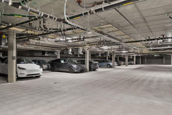 Garage, Interior