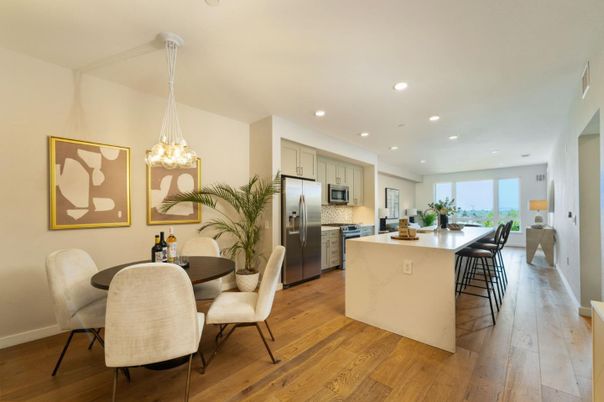 Dining room, Interior, Kitchen, Pendant Lights, Recessed Lighting, Stainless Steel Appliances, Wood Texture Flooring