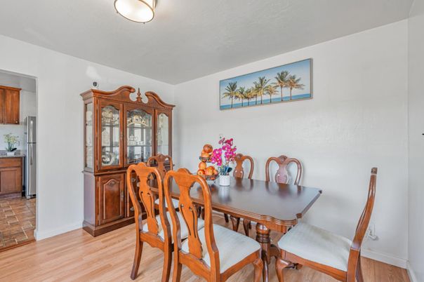 Dining room, Interior, Wood Texture Flooring