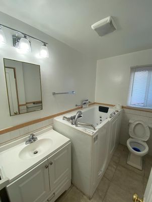 Bathroom, Dual Sink Vanities, Interior, Washer