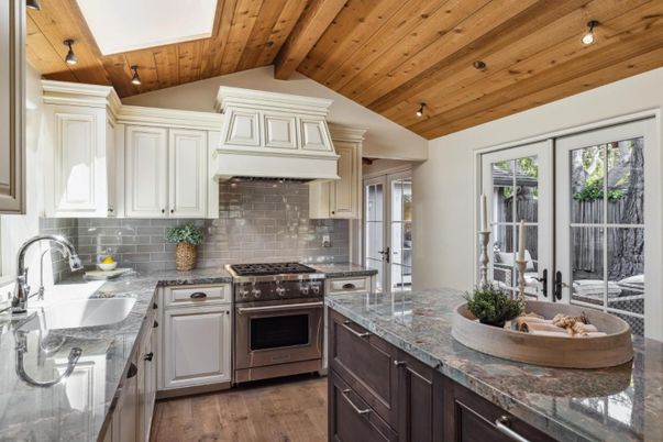 Interior, Kitchen, Stainless Steel Appliances, Wooden Beams, Wooden Ceilings, Wood Texture Flooring