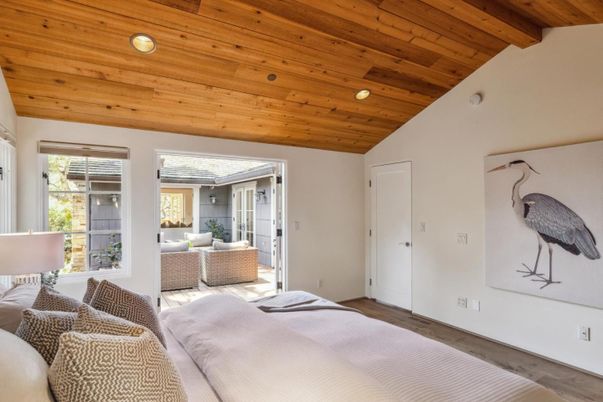 Bedroom, Interior, Wooden Beams, Wooden Ceilings