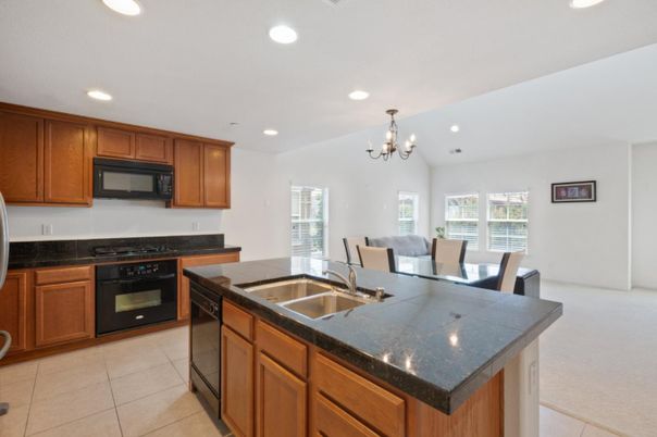 Chandelier, Dining room, Interior, Kitchen, Recessed Lighting