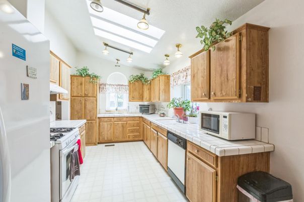 Interior, Kitchen, Tile Countertops
