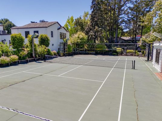 Exterior, Tennis Courts