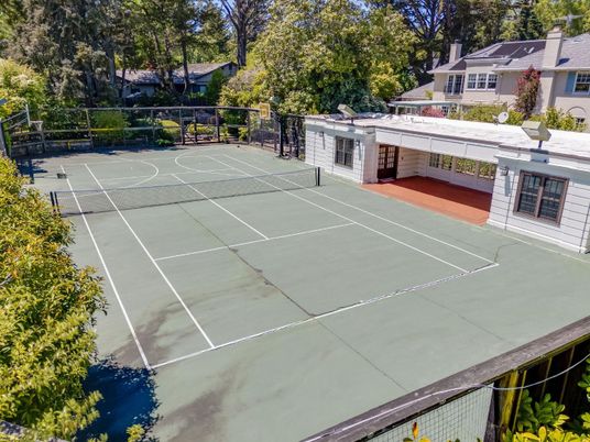 Exterior, Tennis Courts
