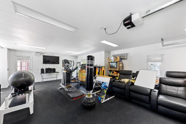 Fitness Equipment, Interior, Recessed Lighting