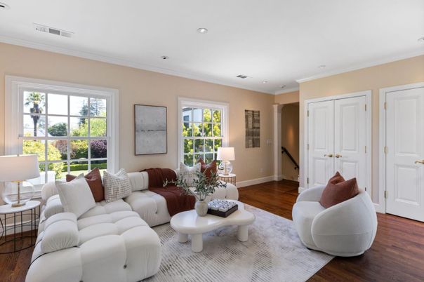 Interior, Living room, Recessed Lighting, Wood Texture Flooring