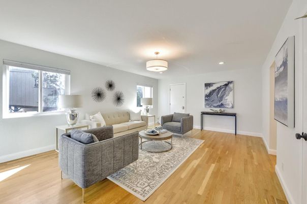 Interior, Living room, Recessed Lighting, Wood Texture Flooring