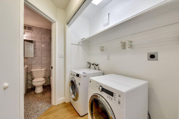 Interior, Washer, Wood Texture Flooring