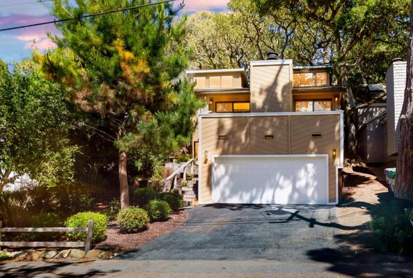 Detached Garage, Exterior