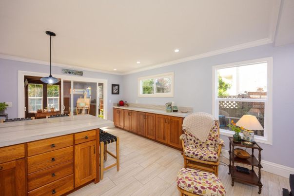 Interior, Pendant Lights, Recessed Lighting, Wood Texture Flooring