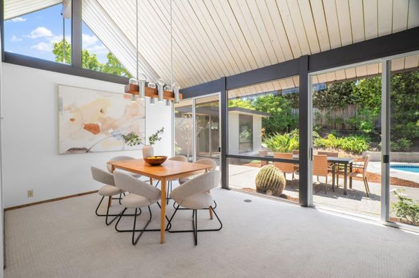 Dining room, Interior, Pendant Lights, Sun Room