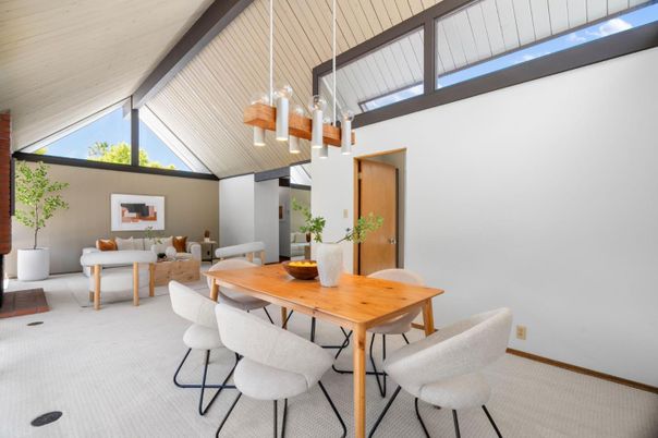Dining room, Interior, Living room, Pendant Lights
