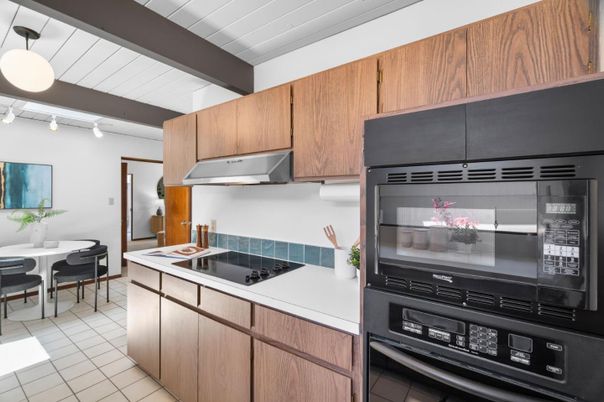 Dining room, Interior, Kitchen, Pendant Lights