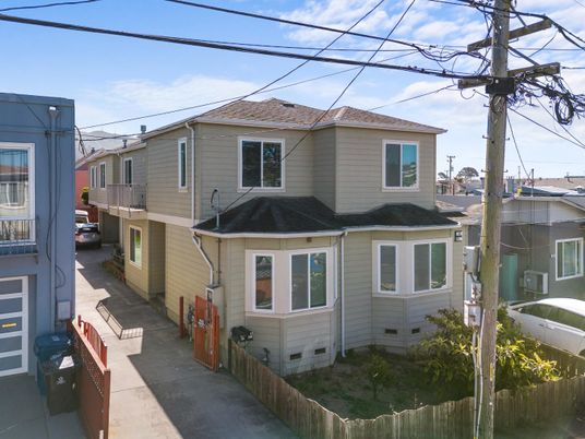 Exterior, Facade, None