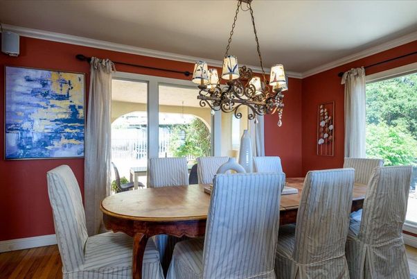 Chandelier, Dining room, Interior, Wood Texture Flooring